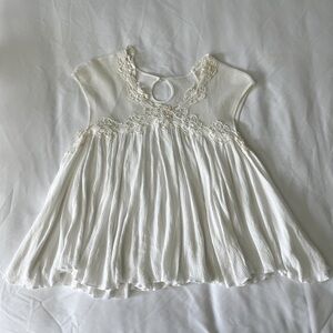 American Threads White Lace Flowy Blouse Size Small